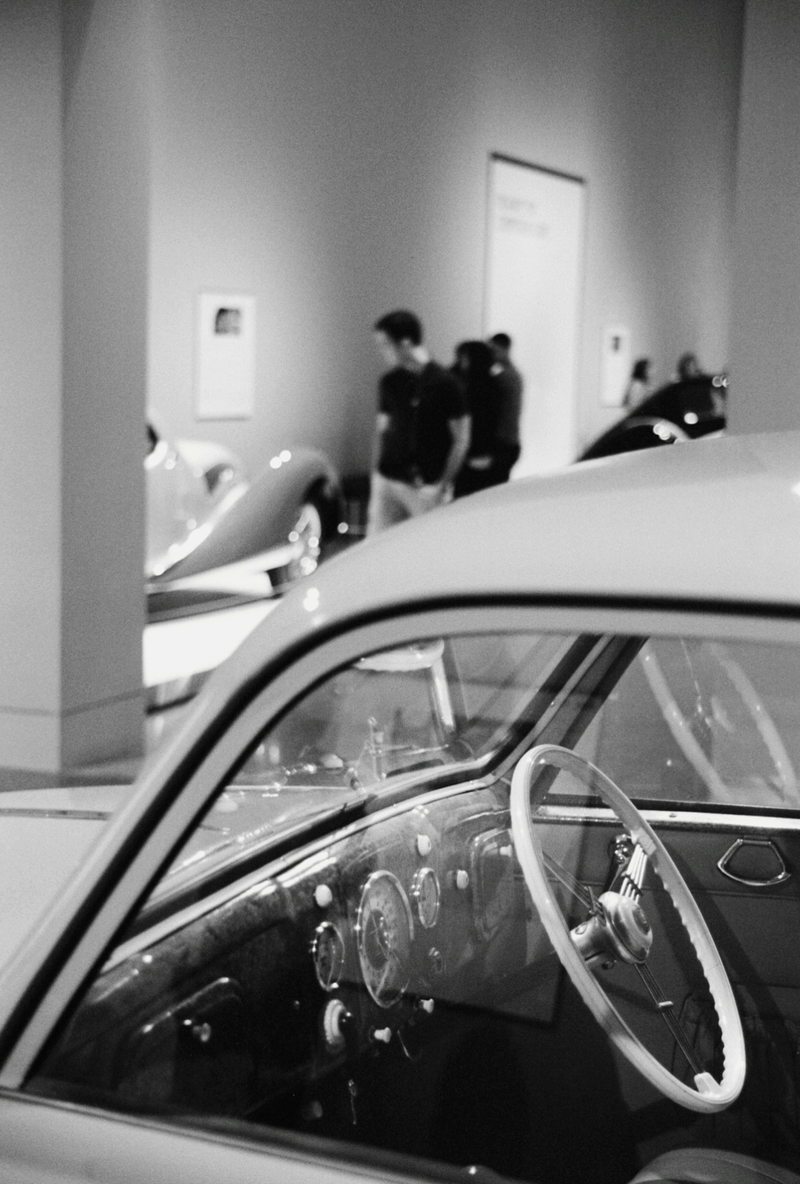 Illustration for article titled Art Deco Cars: More Film from the MFAH